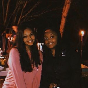 Meet your Posher, Destinee